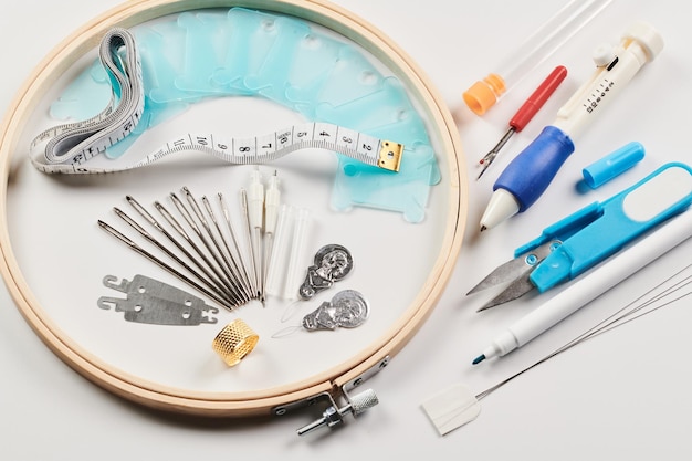 zestaw nici i tamborek